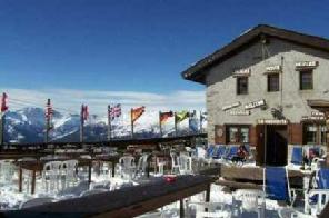 Xtrallusion photo gallery of Italy. Photos, pictures, images and photographs of the Italian Rivieras, the Italian Lakes, the Italian Alps, the Cinque Terre, the Amalfi coast and some of the most beautiful corners of Italy. Plus photos of Italian cities such as Pisa, Milan, Genoa and Rome.